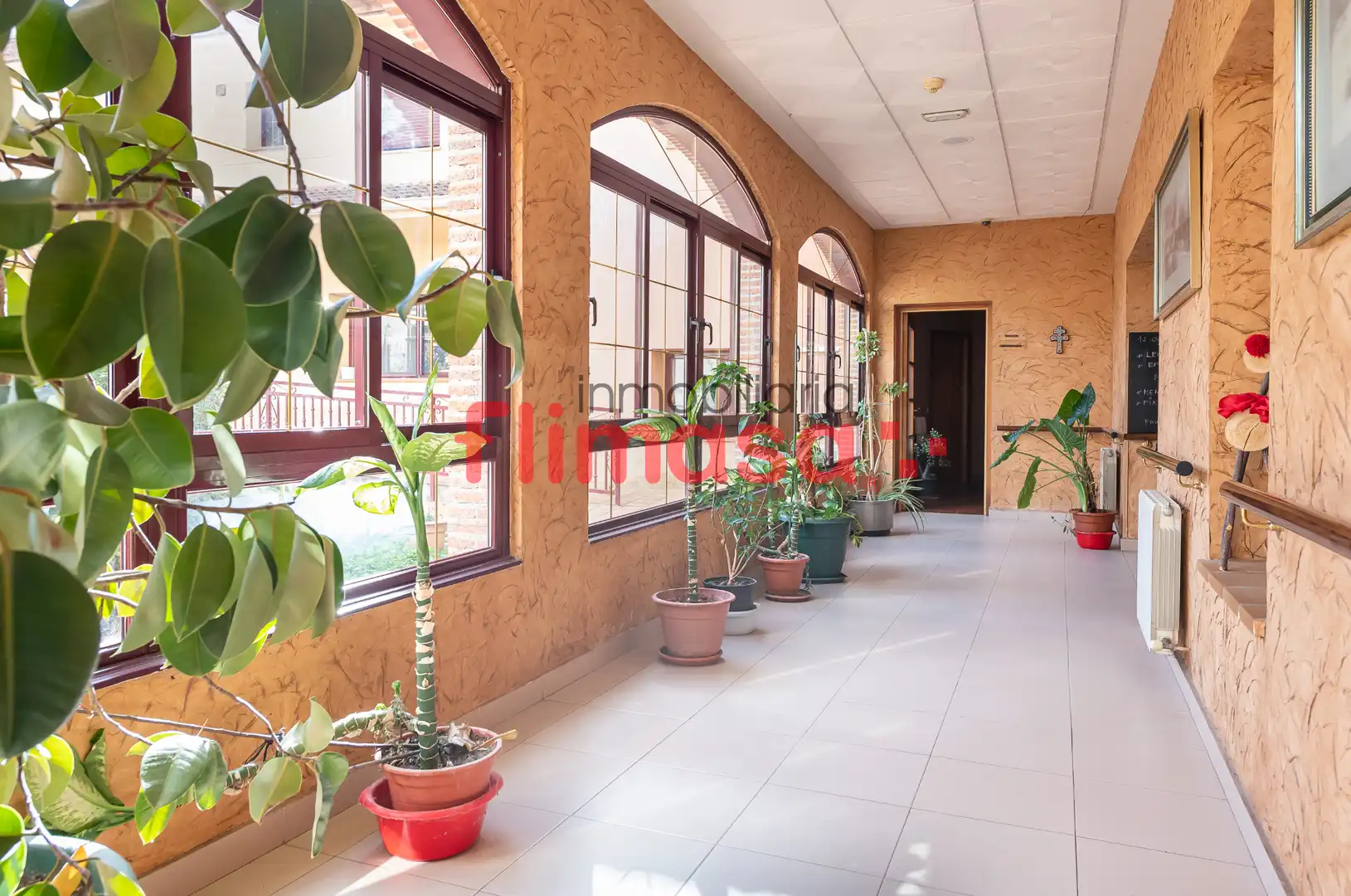 Edificio en traspaso en Piedralaves