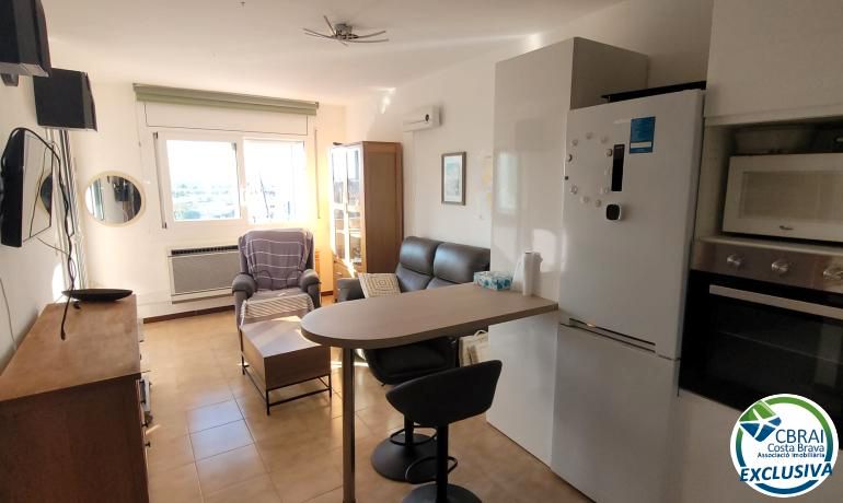 Living room of Apartment for sale in Roses  with Air Conditioner, Heating and Terrace