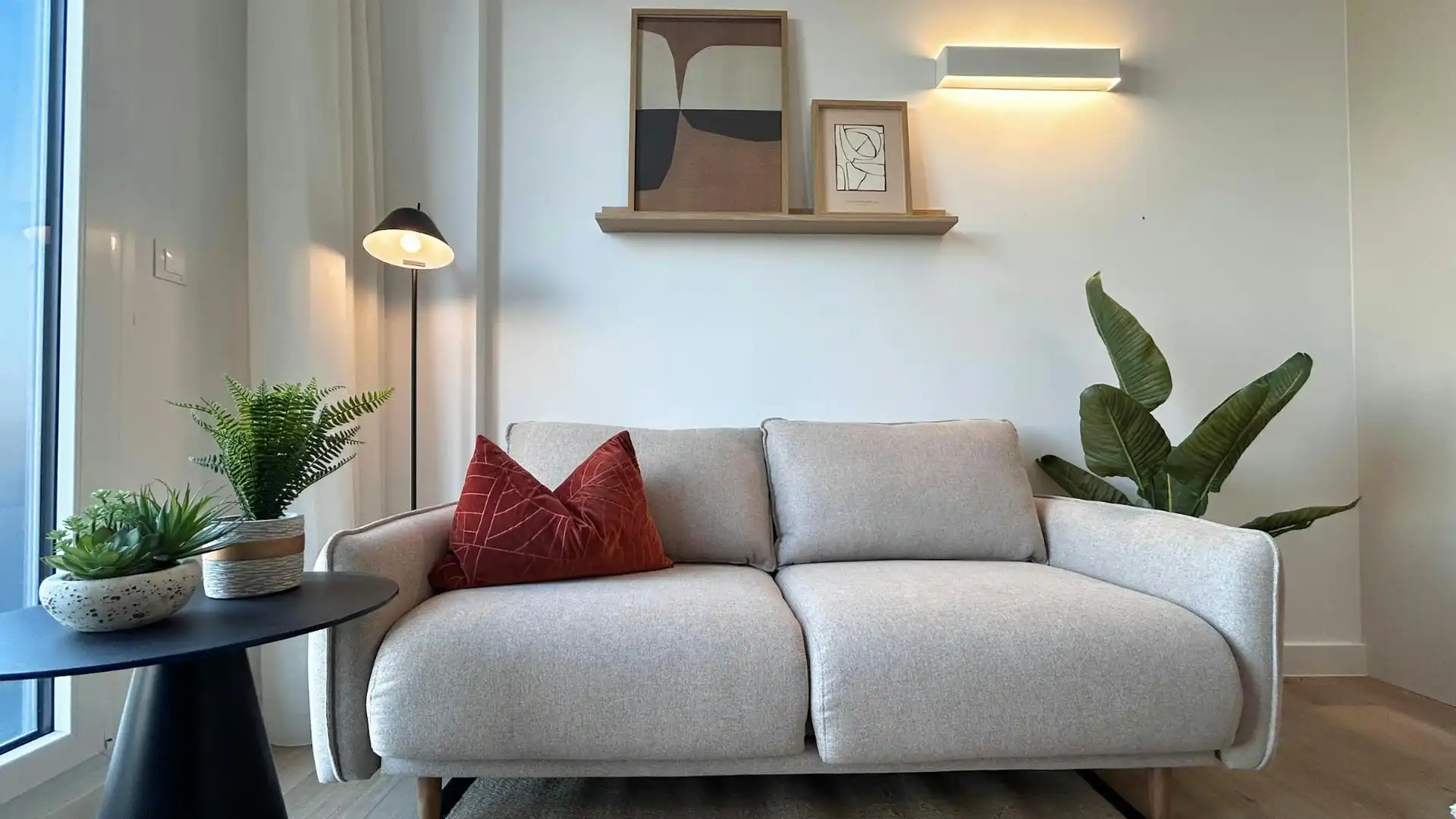 Wohnzimmer von Gebäude zur Miete in Madrid