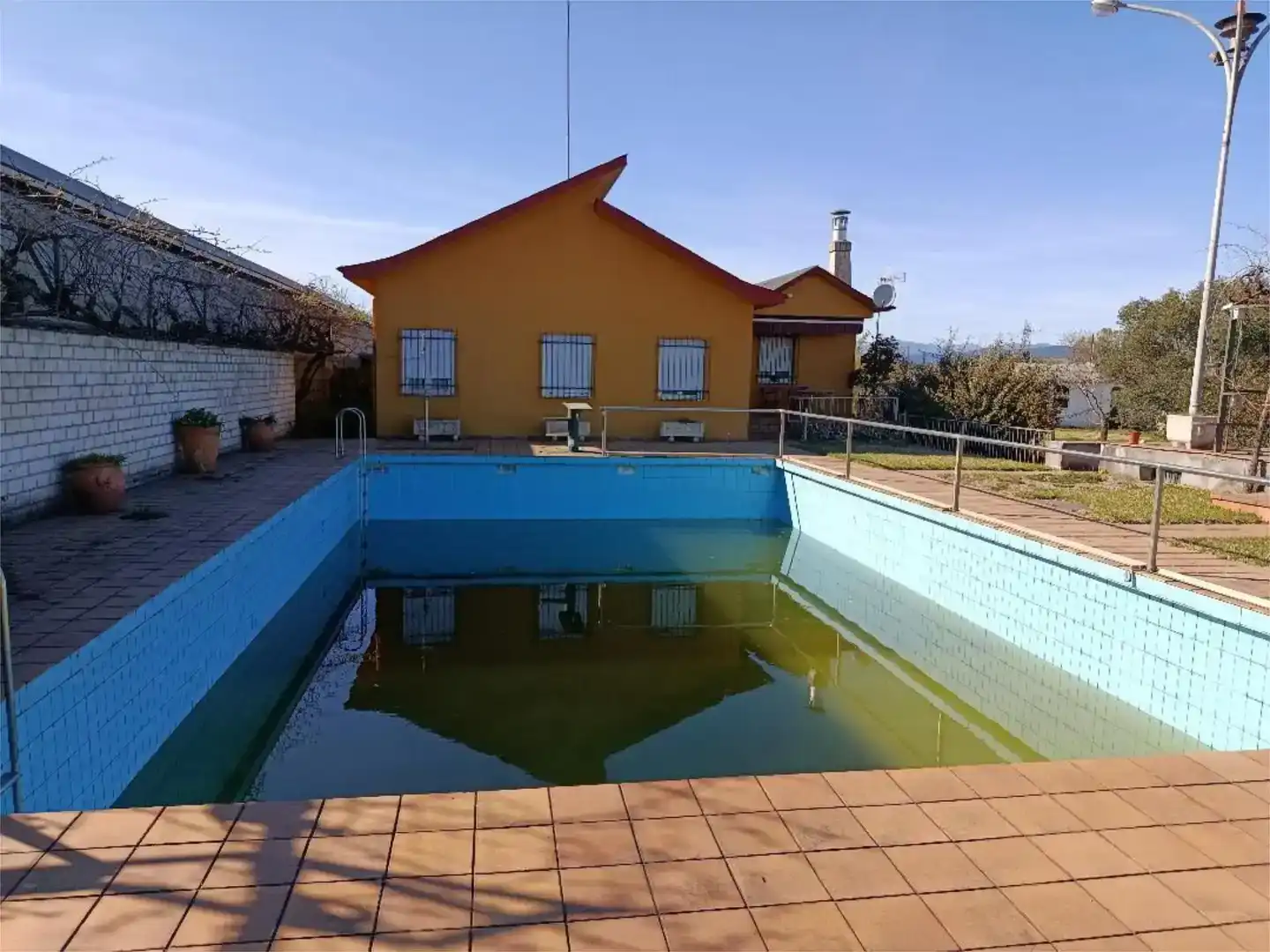 Piscina de Casa o xalet en venda en Priaranza del Bierzo