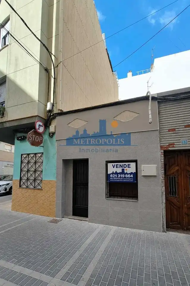 Vista exterior de Casa o chalet en venta en Burriana / Borriana con Aire acondicionado, Jardín privado y Terraza