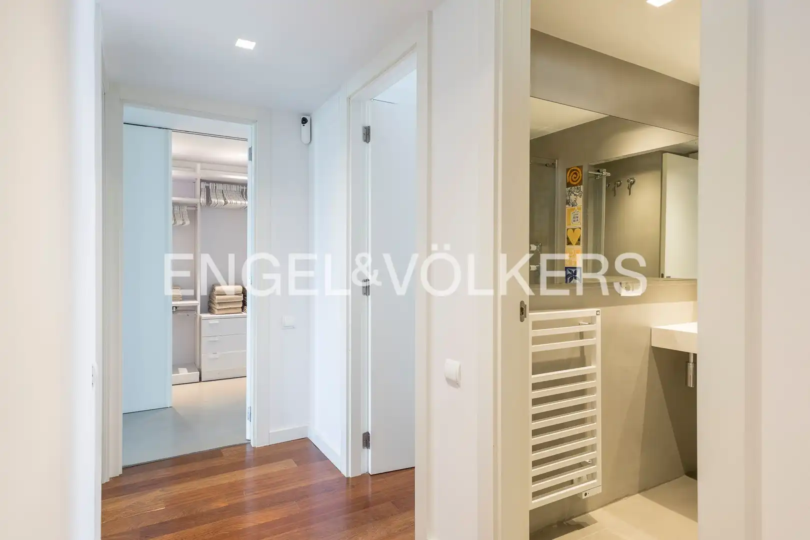 Wohnung zur Miete in Barcelona mit Klimaanlage, Heizung und Parkett