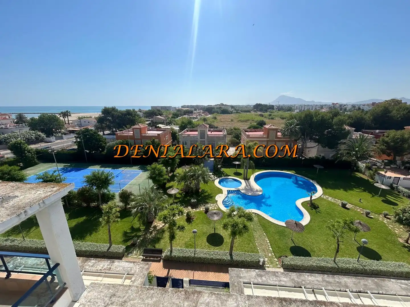 Jardín de Ático en venta en Dénia con Aire acondicionado, Terraza y Trastero