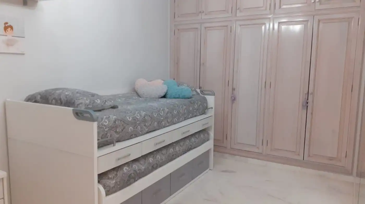 Habitación de Piso de alquiler en Petrer con Aire acondicionado, Calefacción y Amueblado