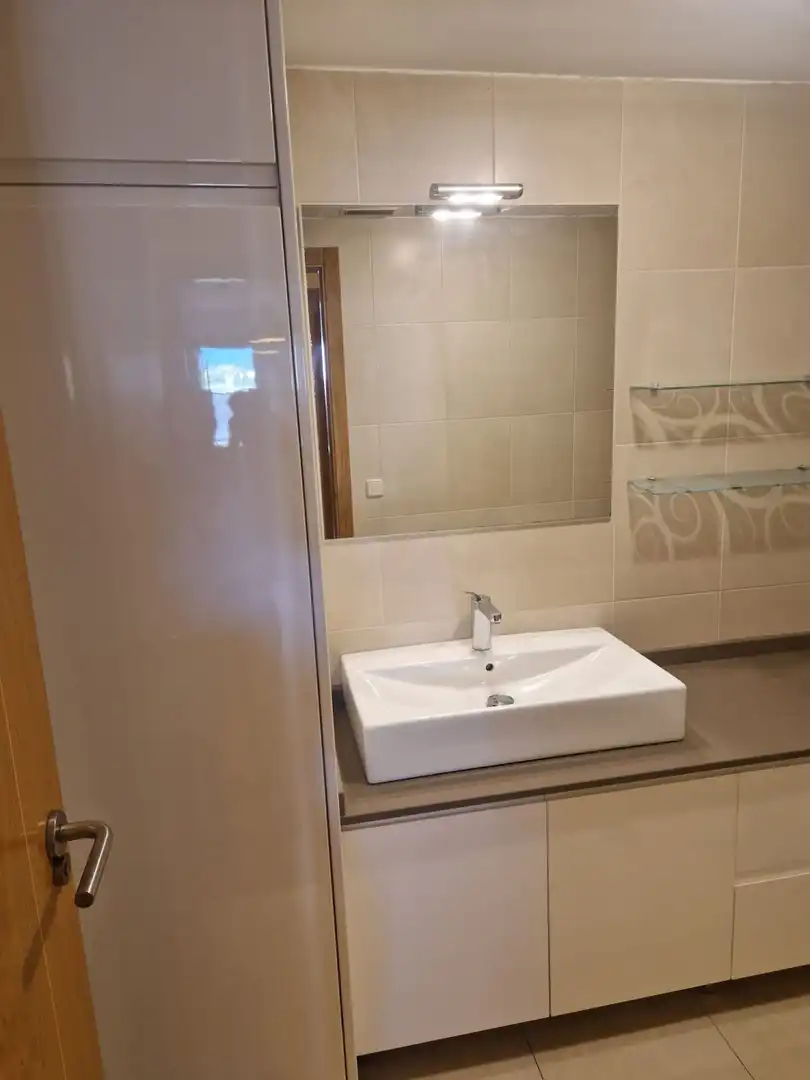 Baño de Piso en venta en Torrecaballeros con Calefacción y Amueblado