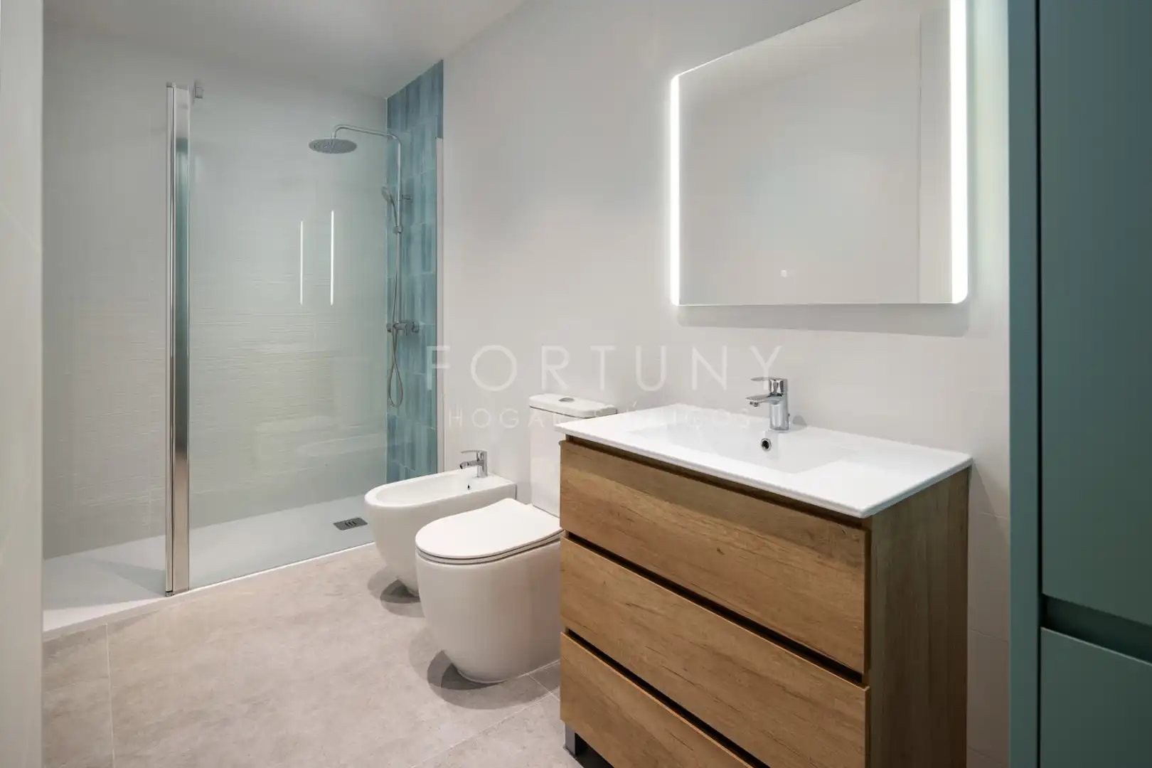 Baño de Estudio en venta en Málaga con Aire acondicionado y Amueblado