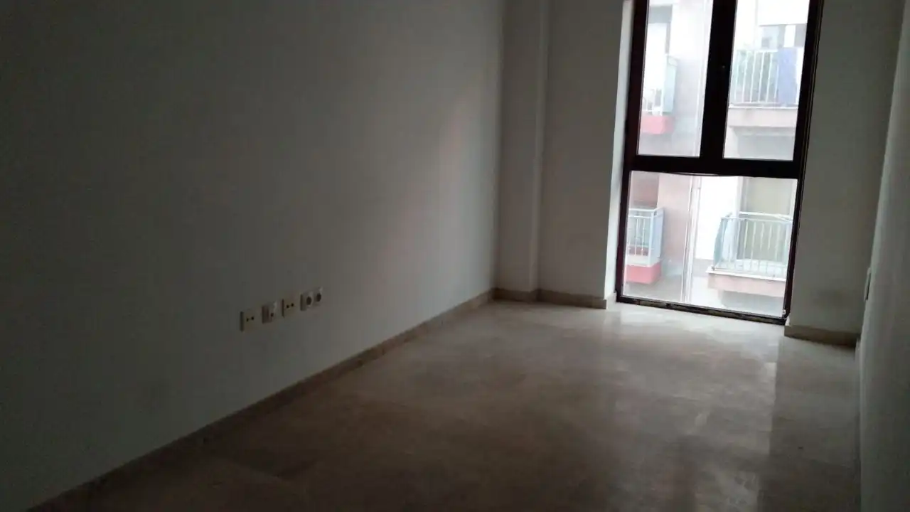 Office for rent in Cardenal Albornoz, Centro