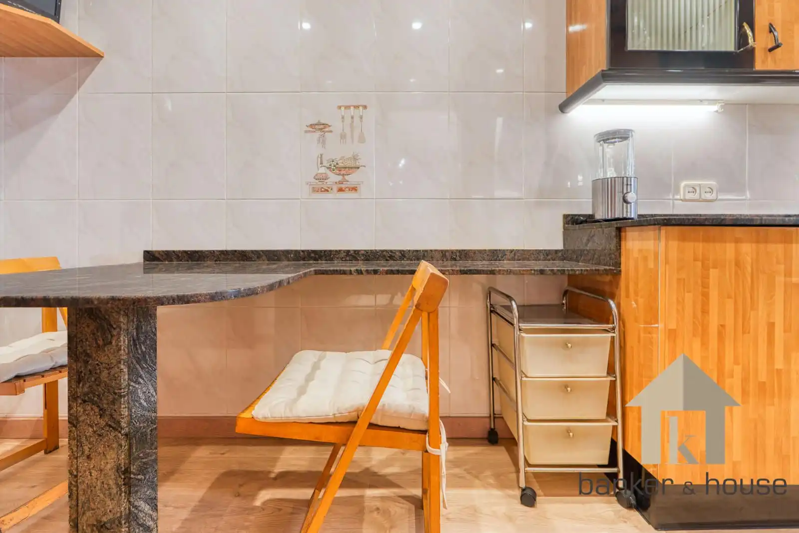 Cuina de Pis en venda en Cerdanyola del Vallès amb Aire condicionat, Calefacció i Parquet