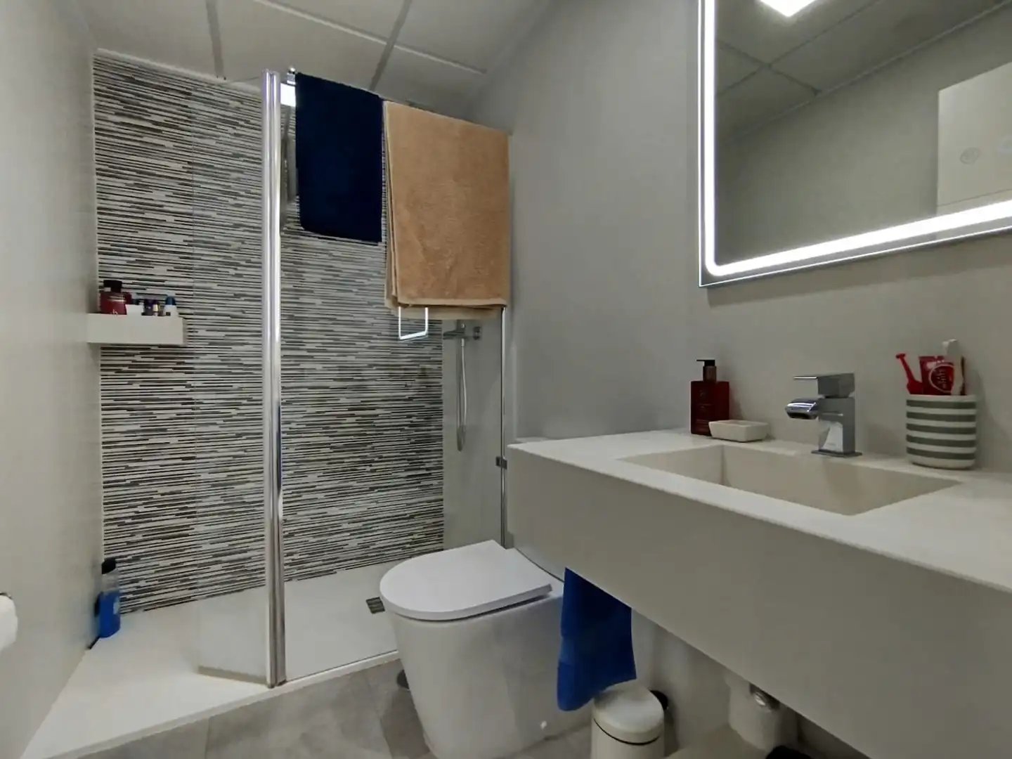 Chalet con terraza en venta en Calle PISTACHO, imagen 4