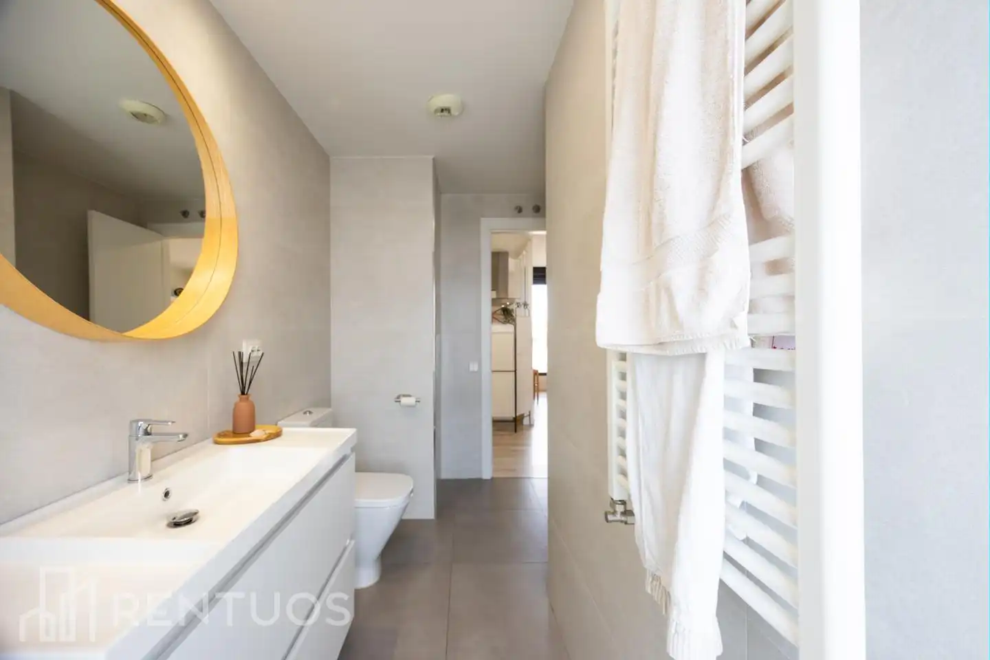 Badezimmer von Dachboden zur Miete in Madrid mit Klimaanlage, Heizung und Terrasse