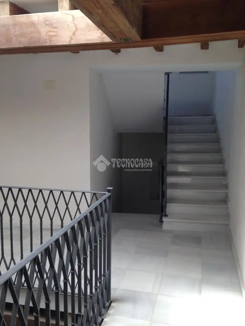Wohnung zur Miete in Utrera mit Klimaanlage, Heizung und Balkon
