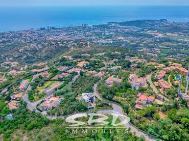 Terreno residencial en venta en Carrer Carrer Mirador 285