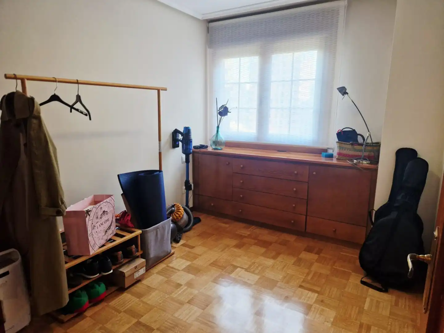 Habitación de Piso en venta en Avilés con Calefacción, Parquet y Terraza
