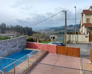 Piscina de Casa o xalet en venda en Sanxenxo amb Calefacció, Jardí privat i Terrassa