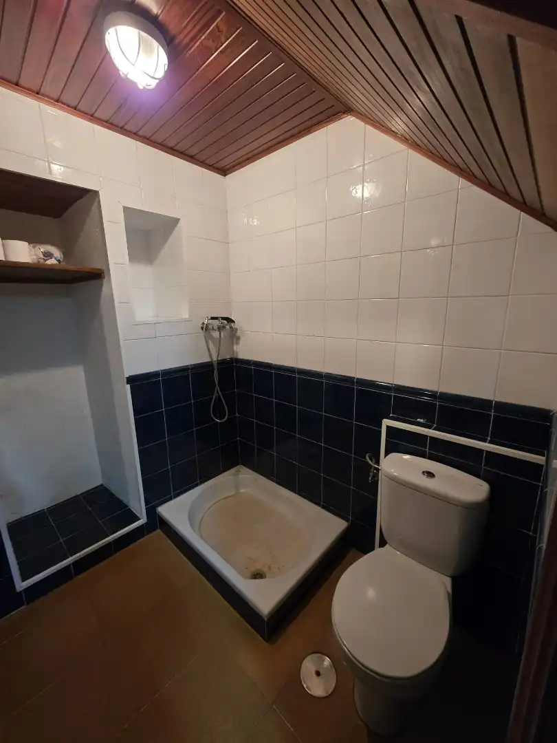 Baño de Casa adosada en venta en Narón con Calefacción, Jardín privado y Amueblado