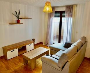 Wohnzimmer von Wohnungen miete in Ávila Capital mit Heizung und Terrasse