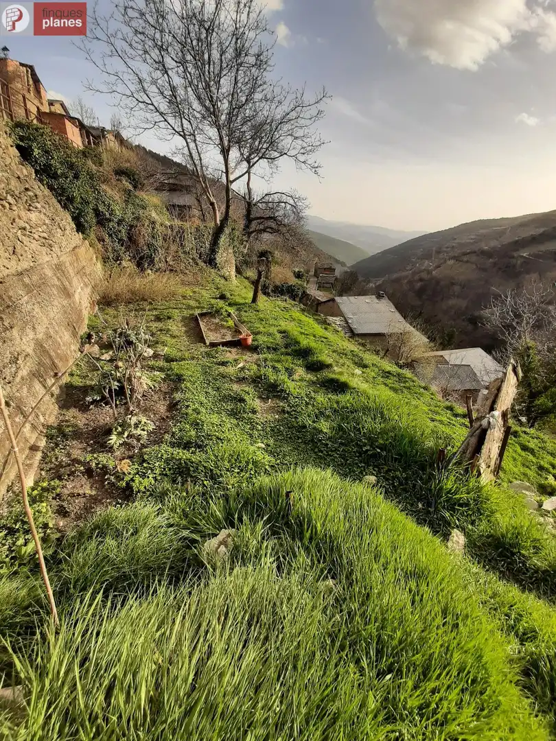 Casa o xalet en venda en Les Valls de Valira amb Calefacció i Jardí privat