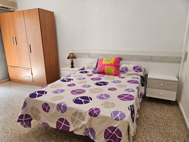 Piso en Alquiler en Calle Emperatriz Eugenia en Camino de Ronda