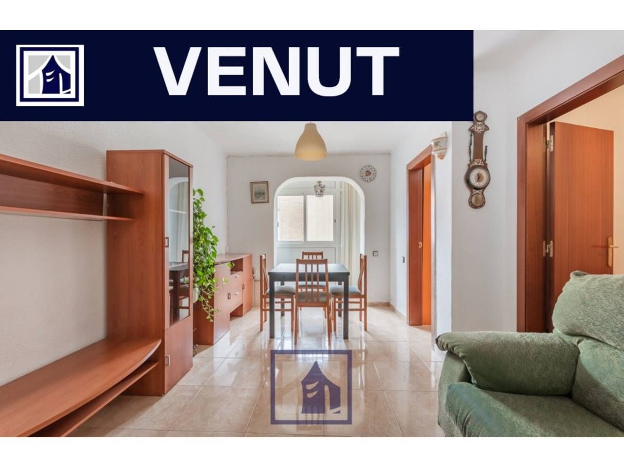 Vista exterior de Piso en venta en La Llagosta