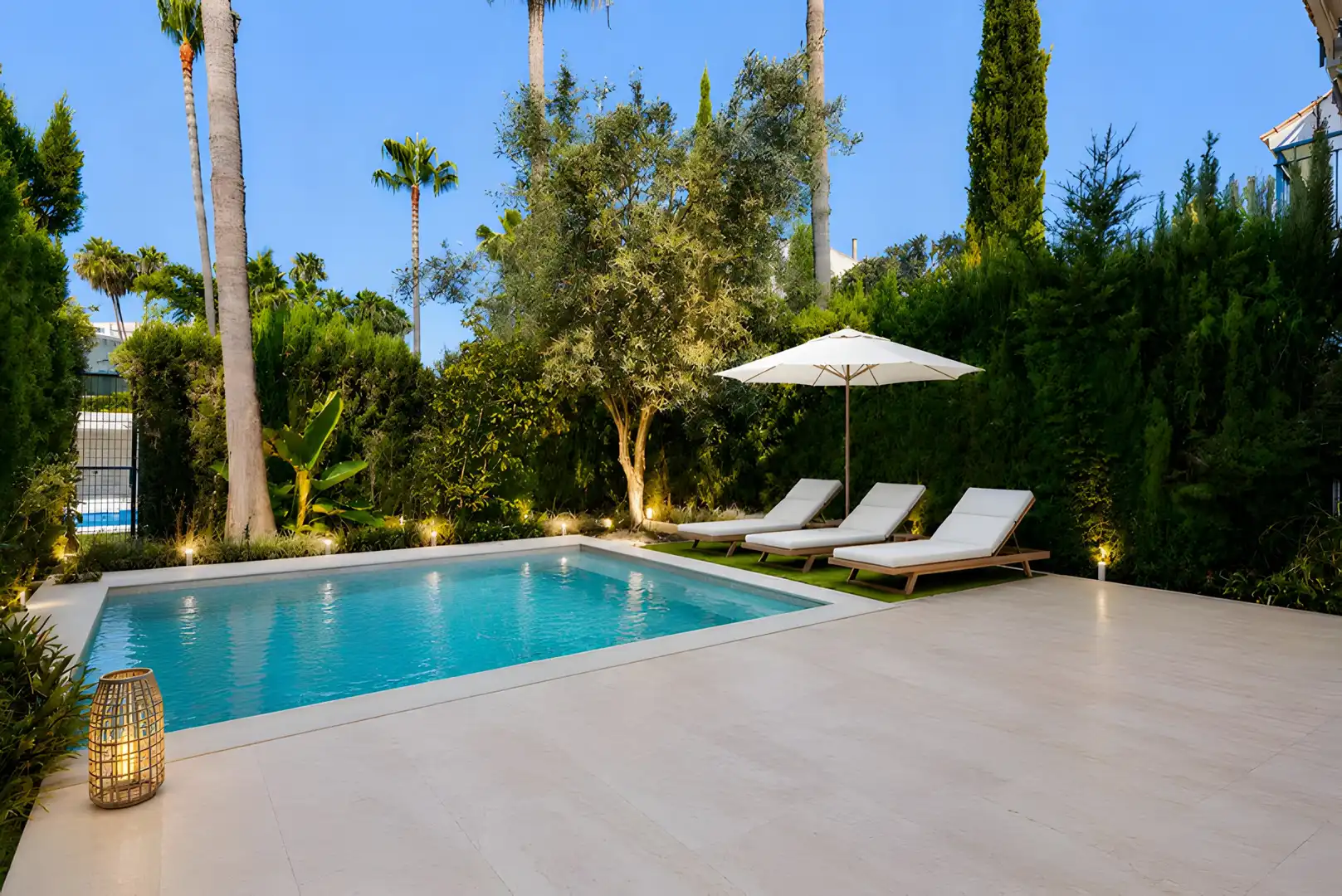 Reihenhaus mit Pool zum Verkauf in Nueva Andalucía, imagen 13