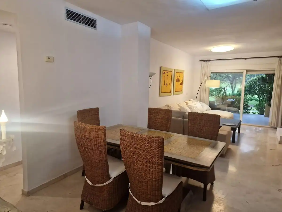 Comedor de Planta baja de alquiler en Marbella con Terraza y Piscina comunitaria