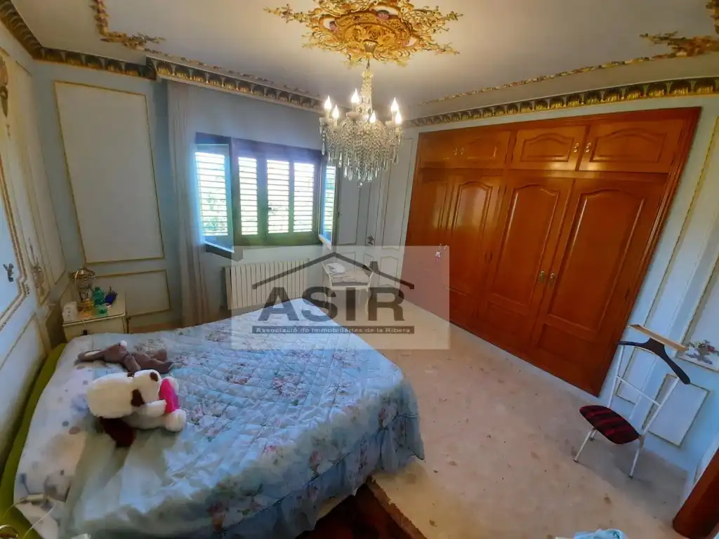 Dormitori de Casa o xalet en venda en Albalat de la Ribera amb Aire condicionat, Calefacció i Jardí privat