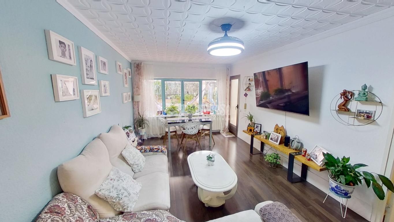 Living room of Flat for sale in Sabadell