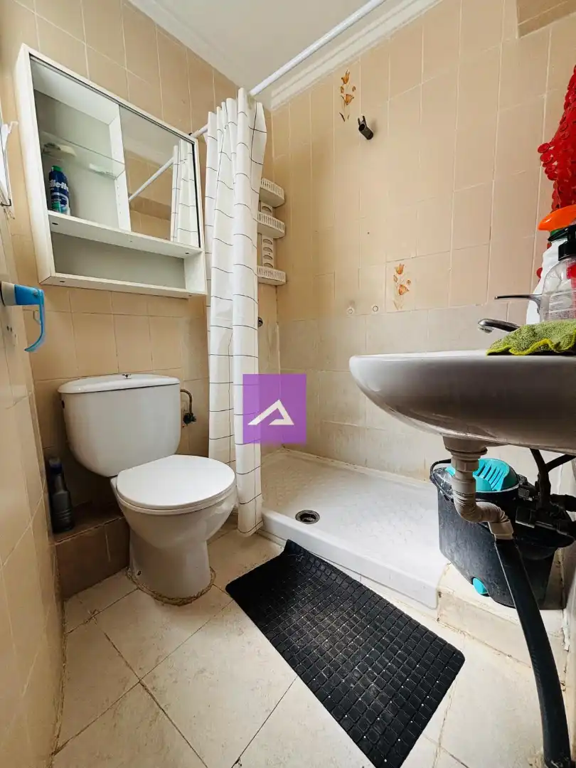 Baño de Piso en venta en Xirivella con Aire acondicionado