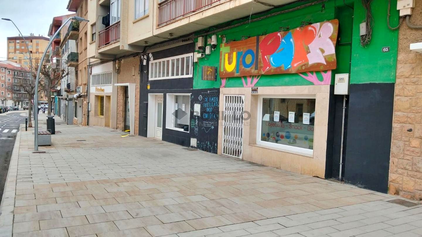 Geschaftsraum zur Miete in De Sagunto, Ensanche - Fuenfresca