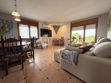 Chalet con balcón en venta en Camí de les Martines