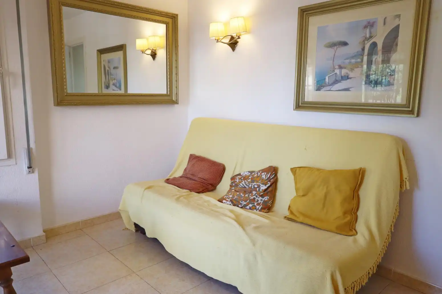 Sala de estar de Piso en venta en Benalmádena con Jardín privado, Terraza y Amueblado