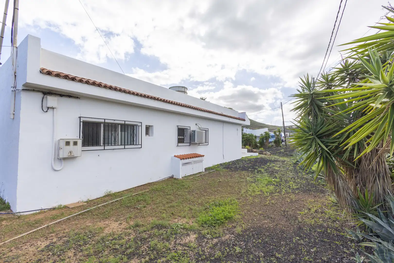Außenansicht von Haus oder Chalet zum Verkauf in Granadilla de Abona mit Privatgarten und Terrasse