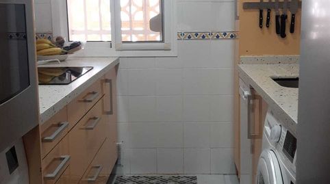 Foto 2 de Piso en venta en Calle Vicenza, Centro, Montequinto