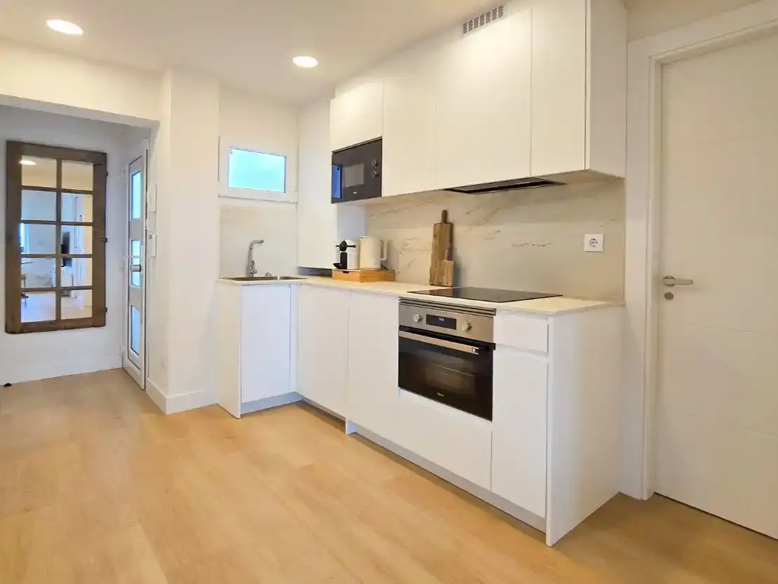 Cuina de Apartament de lloguer en Suances amb Moblat i Balcó