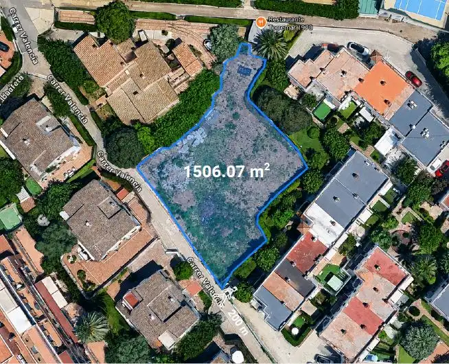 Wohnbaugrundstück zum Verkauf in Carrer Valencia 4