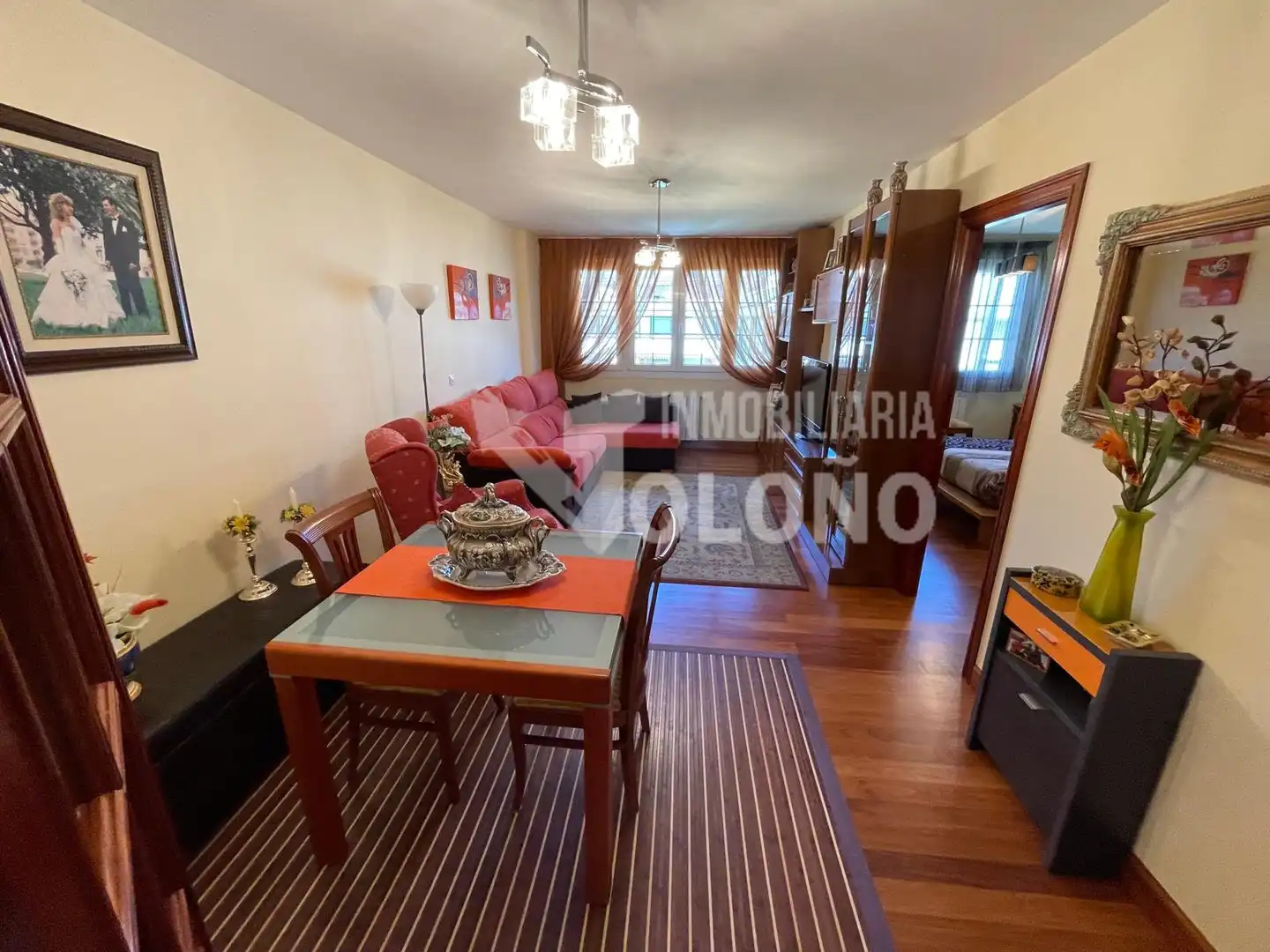 Sala de estar de Dúplex en venta en Castañares de Rioja con Calefacción, Parquet y Terraza