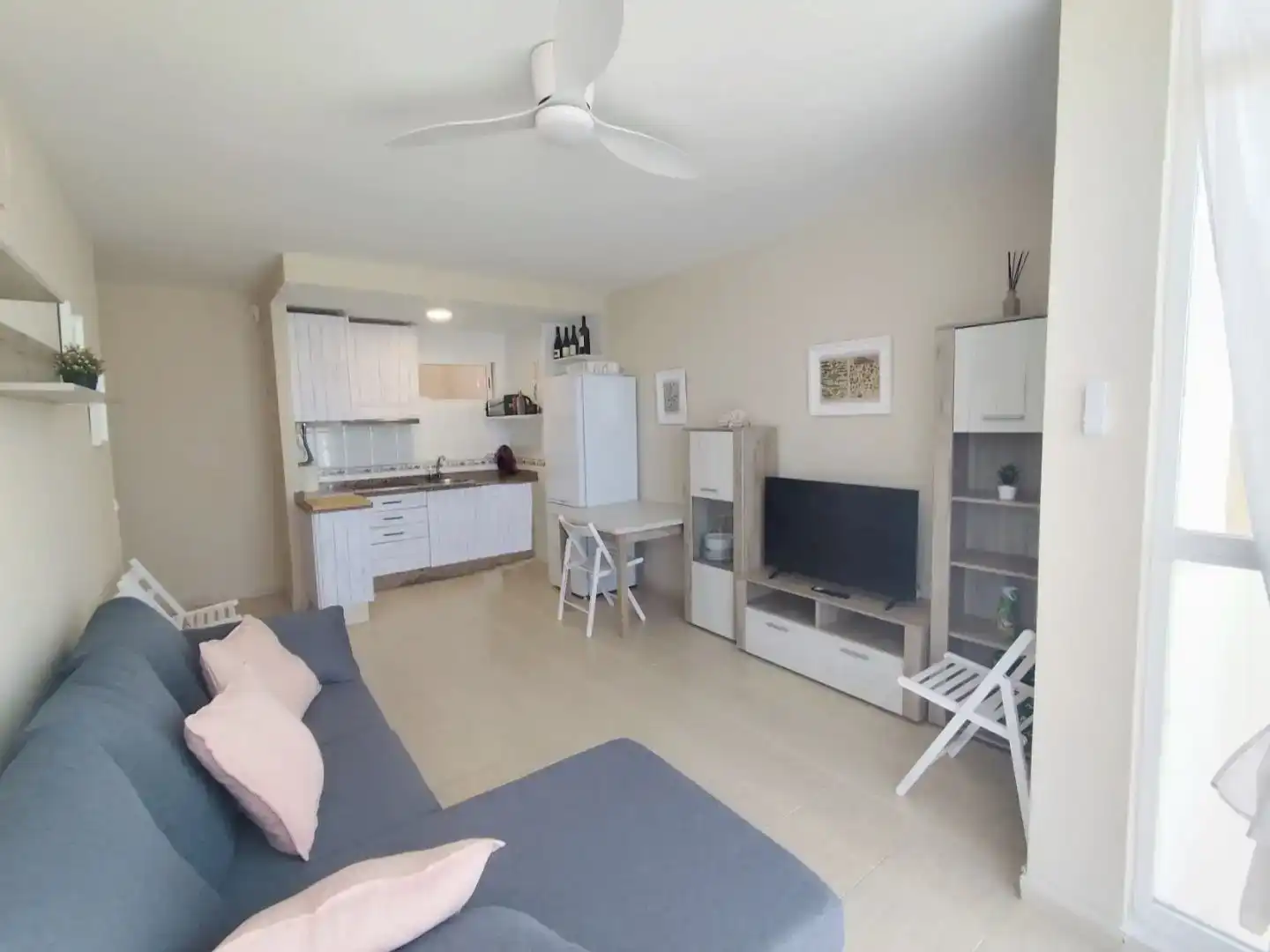 Wohnzimmer von Wohnung zum Verkauf in Isla Cristina mit Schwimmbad