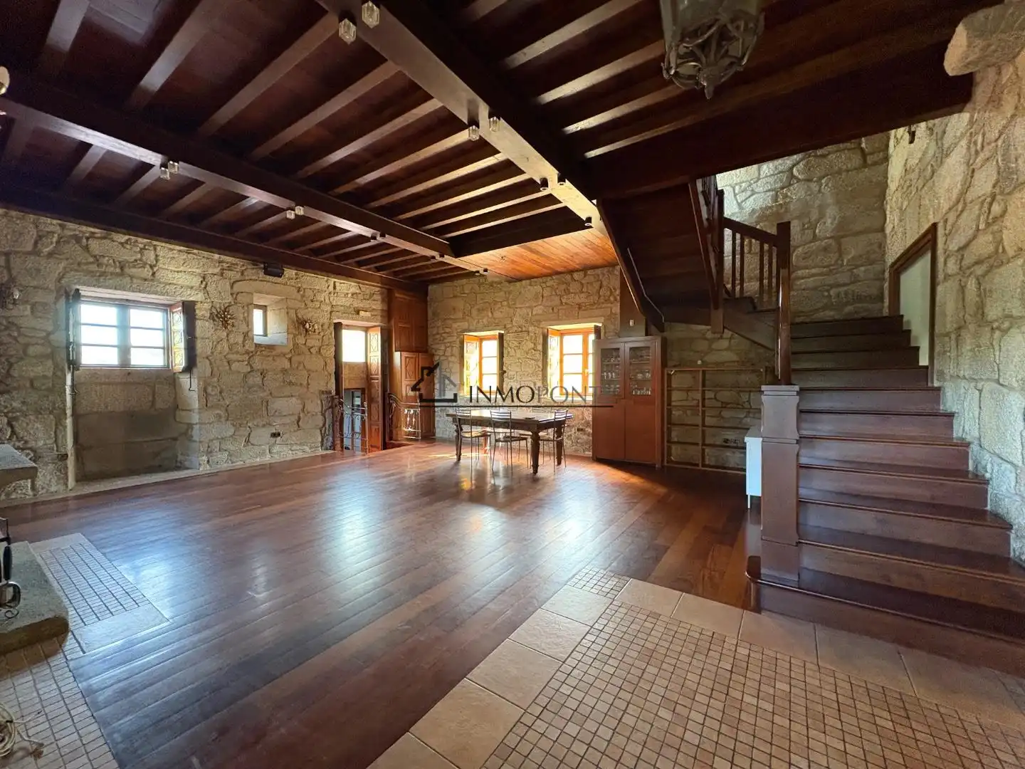 Casa o xalet en venda en Pontevedra Capital  amb Jardí privat