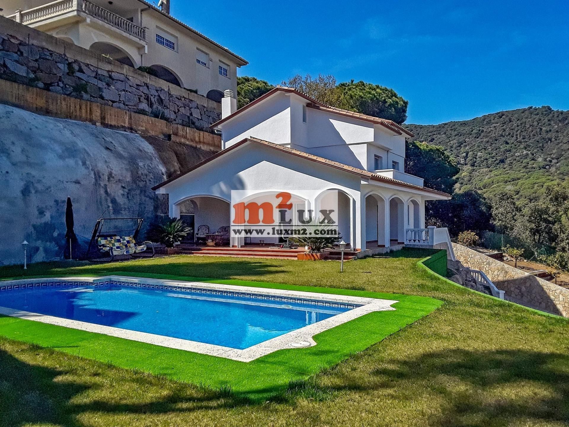 Exterior view of House or chalet for sale in Cabrils  with Swimming Pool, Furnished and Oven
