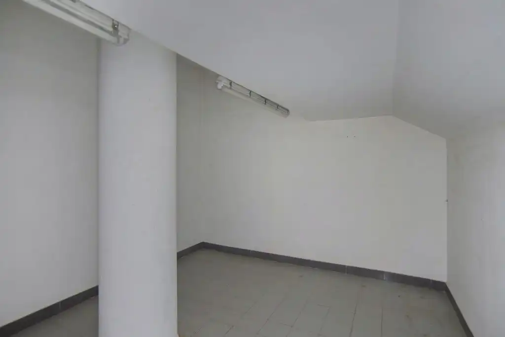 Local comercial en venda a Av Roma, imagen 17