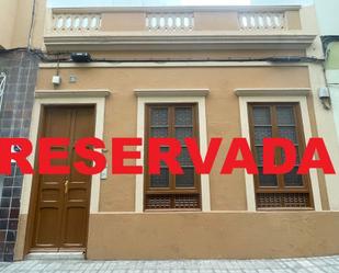 Vista exterior de Casa o xalet en venda en Las Palmas de Gran Canaria amb Terrassa