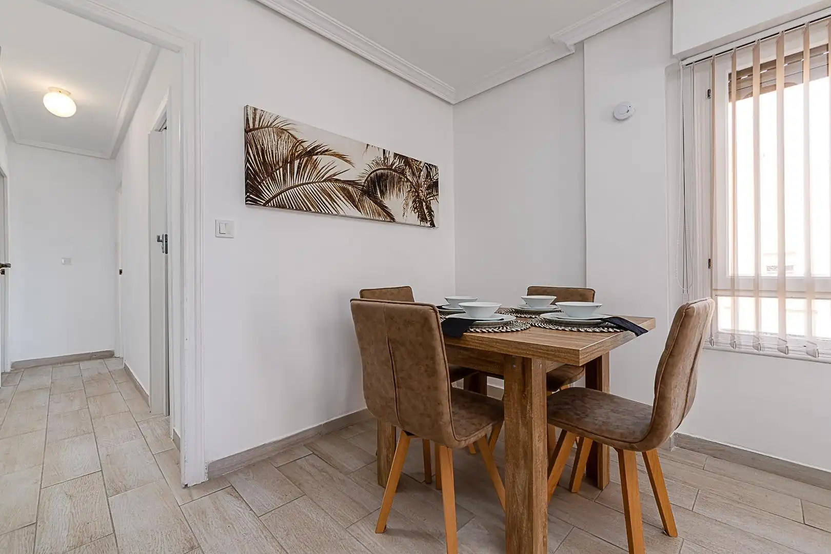 Esszimmer von Wohnungen zur Miete in Torrevieja mit Klimaanlage, Terrasse und Möbliert