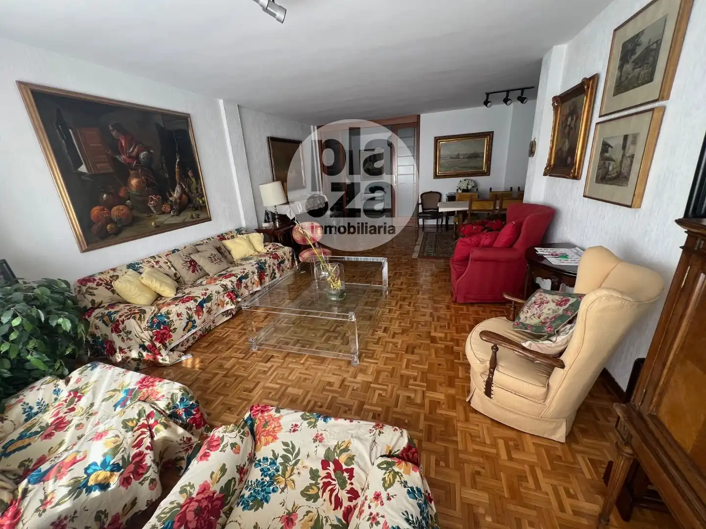 Living room of Flat for sale in Burgos  with Heating, Terrace and Storage room