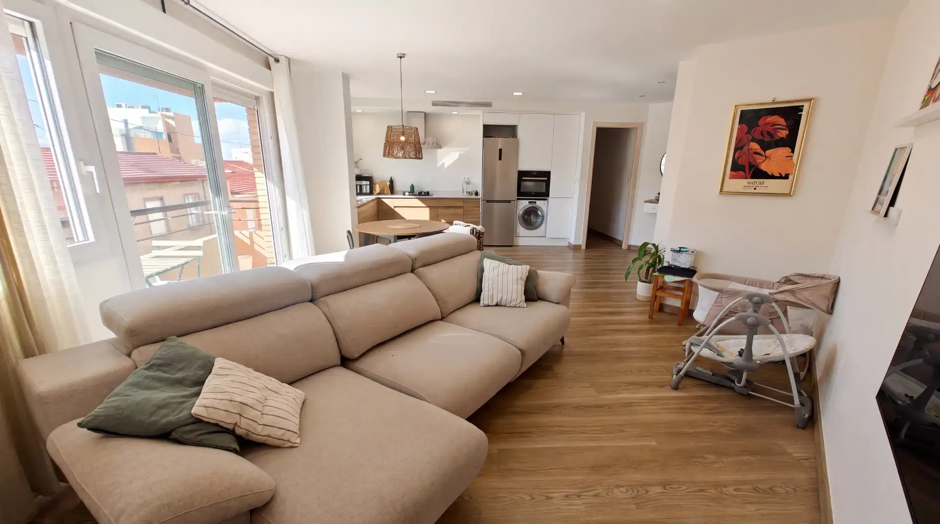 Sala d'estar de Pis en venda en Alicante / Alacant amb Aire condicionat, Calefacció i Parquet
