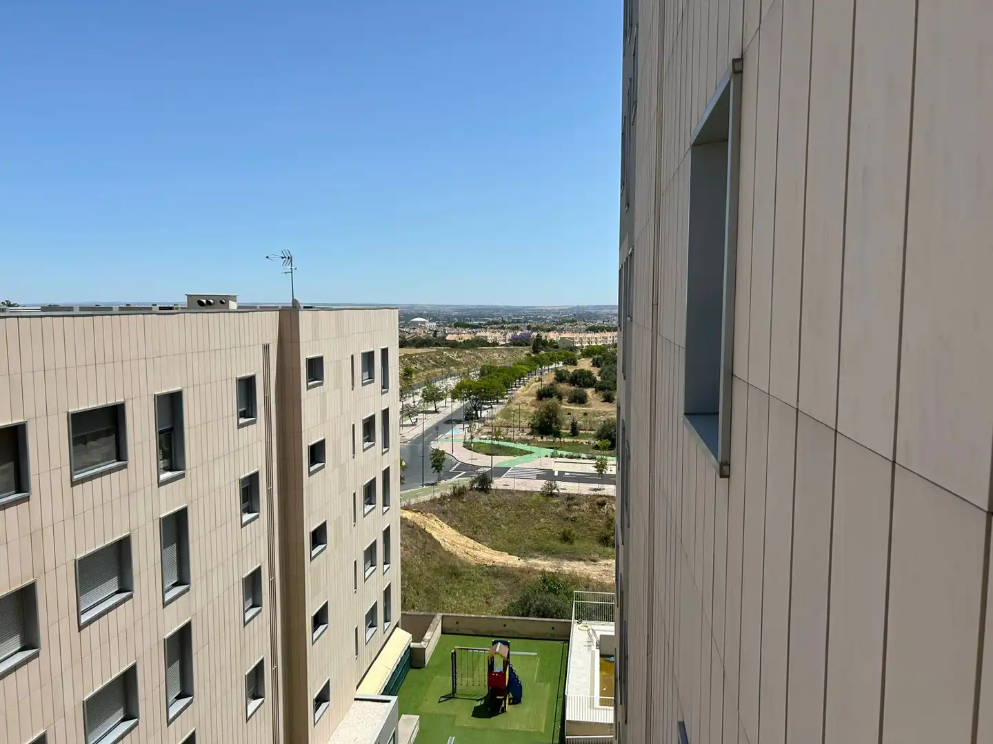 Terraza de Piso en venta en Tomares con Aire acondicionado, Terraza y Amueblado