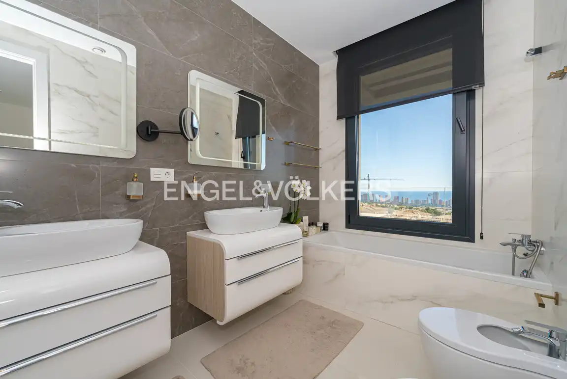 Casa amb piscina en venda a Golf Bahía, imagen 21