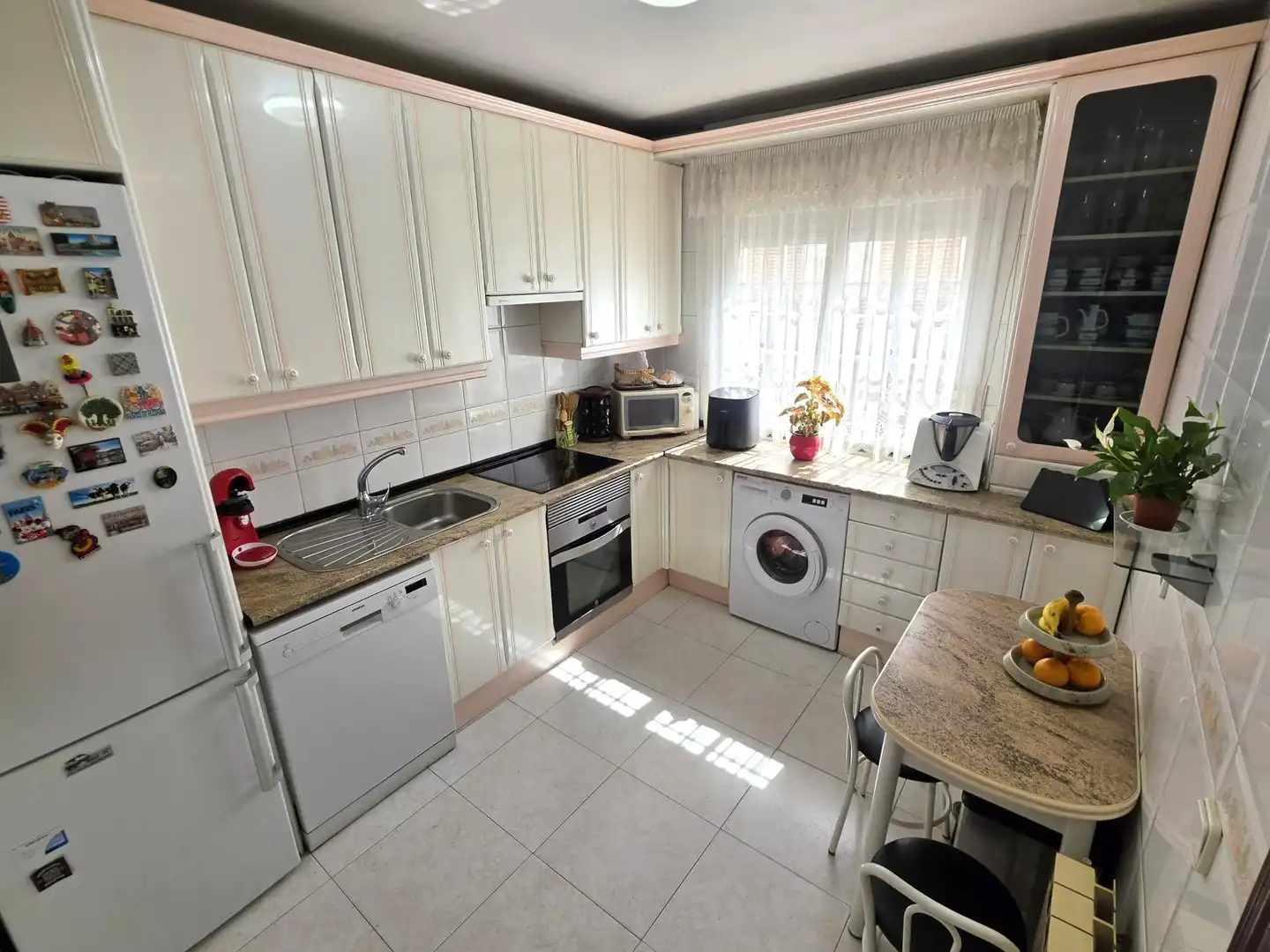Kitchen of Detached homes for sale in Valdemoro  with Air Conditioner, Heating and Terrace