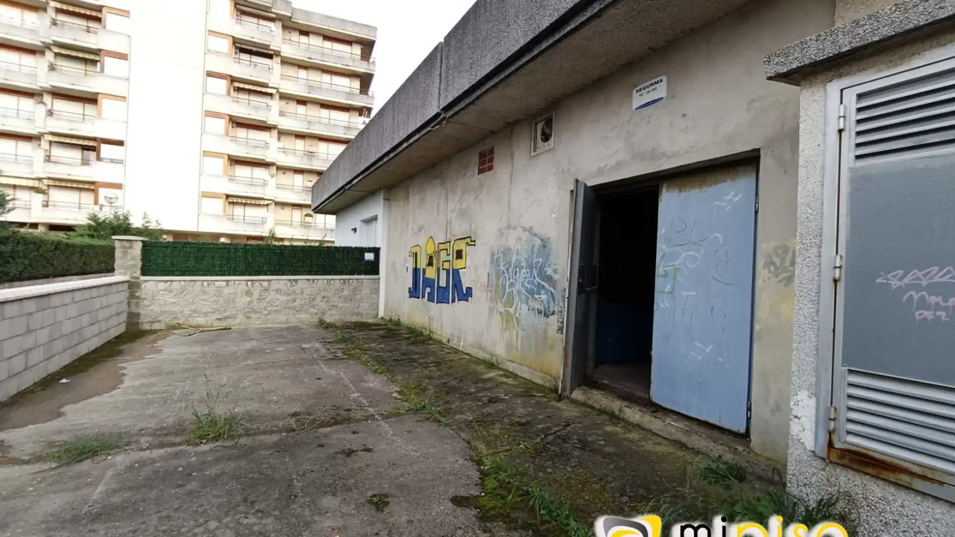 Parkplatz von Geschaftsraum zur Miete in Laredo