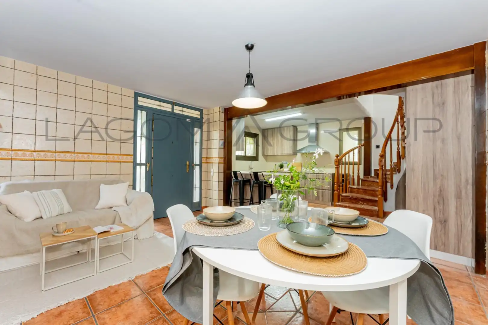 Comedor de Casa o chalet en venta en Viladecans con Aire acondicionado, Calefacción y Jardín privado