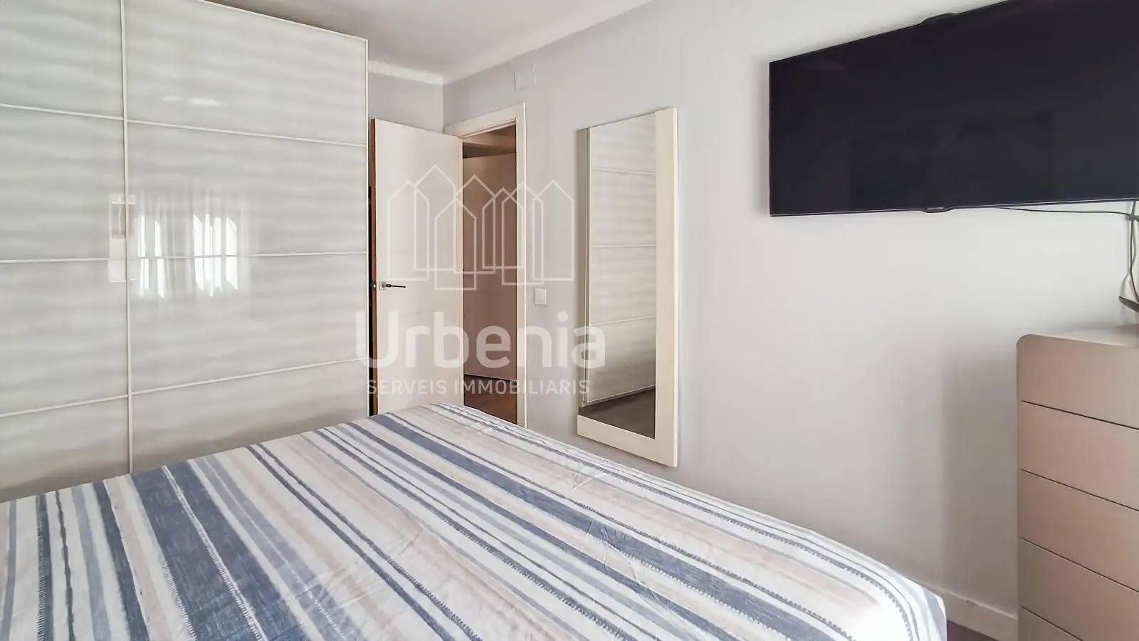 Bedroom of Flat for sale in Mataró  with Air Conditioner, Heating and Terrace